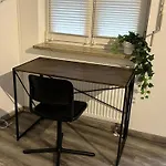 Cobblestone Altstadt Apartment *
